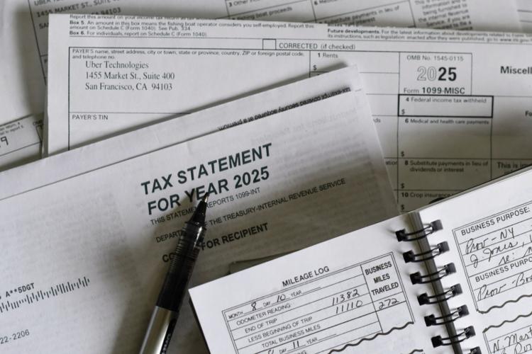 Tax-Deductible Expenses for Self-Employed Workers in Quebec: The Complete List